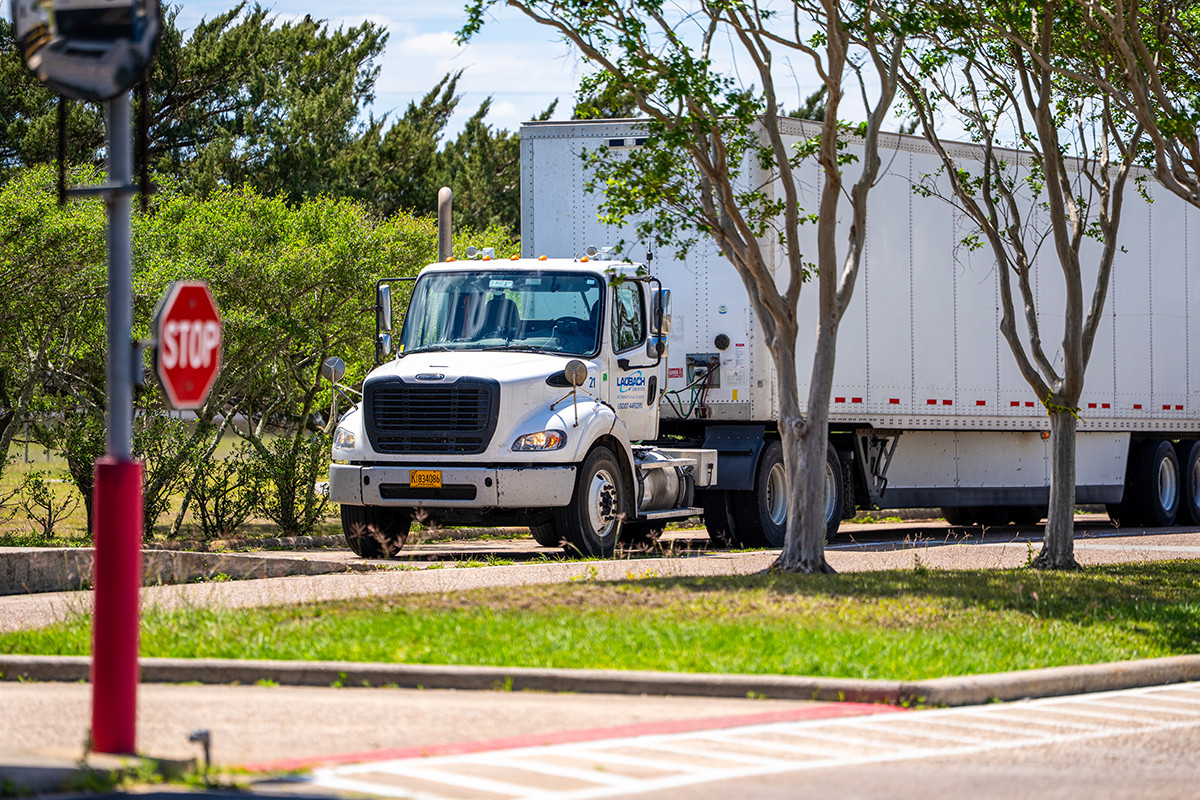 Laubach - Truck (Driving)